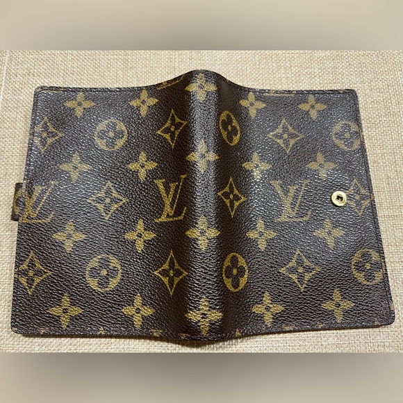 💯Authentic Louis Vuitton Agenda PM Preloved with a cute DIY zip pouch - Picture 9 of 16